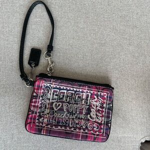 Coach wristlet wallet